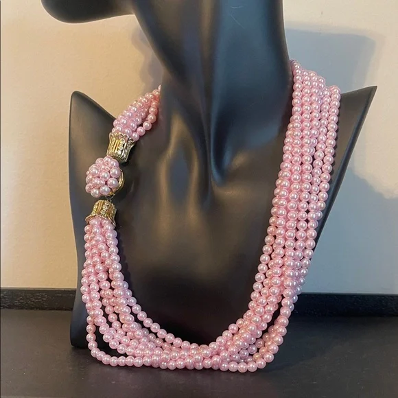 Vintage Japan Pink Pearlescent Multi-Strand Decorative Box Clasp Necklace - Picture 3 of 9